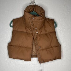 Alo yoga Puffer Vest
